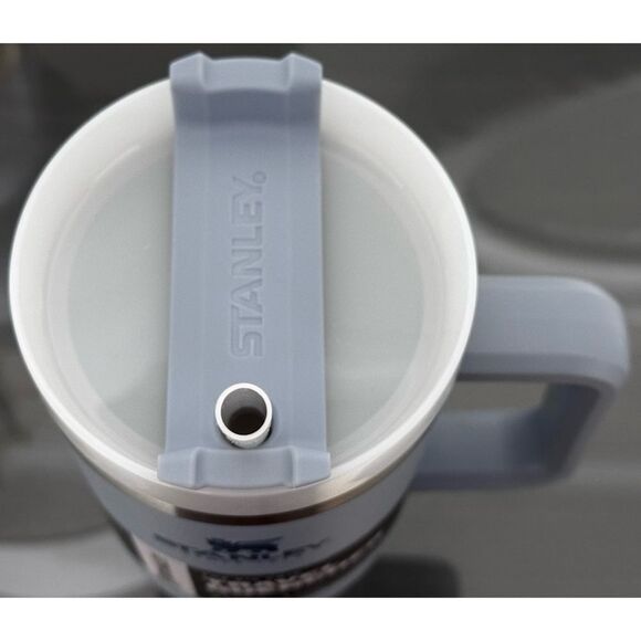 Stanley Adventure Quencher 40oz Tumbler- CHAMBRAY BLUE‎ - Picture 3 of 4